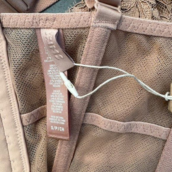 Skims NWT Femme Lace Demi Corset Size S Color Sienna (Nude) - Picture 5 of 5